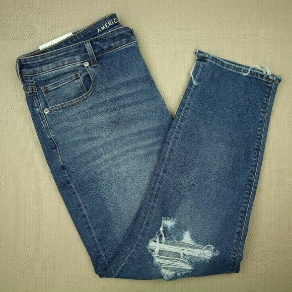 American Eagle Outfitters Denim - American Eagle High Waist Mom Jeans Women's Size 18 Destroyed Hem Distressed NWT